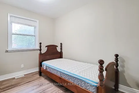 7150 Douglas Crescent, Niagara Falls, ON L2G 3C4