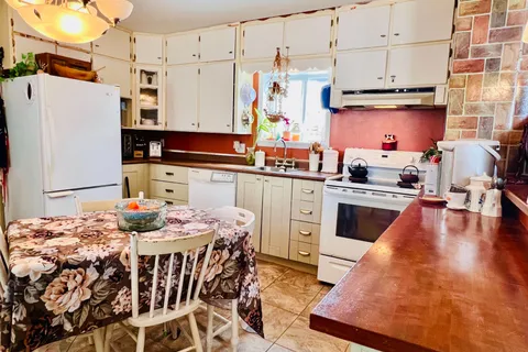 643 Elgin Street, ON N0H 2C0