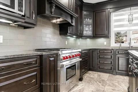 255 Colbeck Drive, ON L3C 0B4
