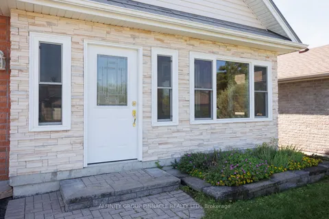5 Susan Court, Kawartha Lakes, ON K9V 4H1