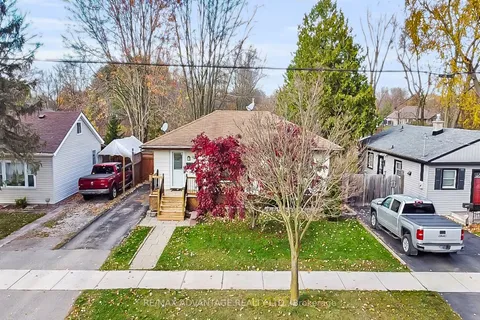 1824 Avalon Street, London, ON N5W 3G8