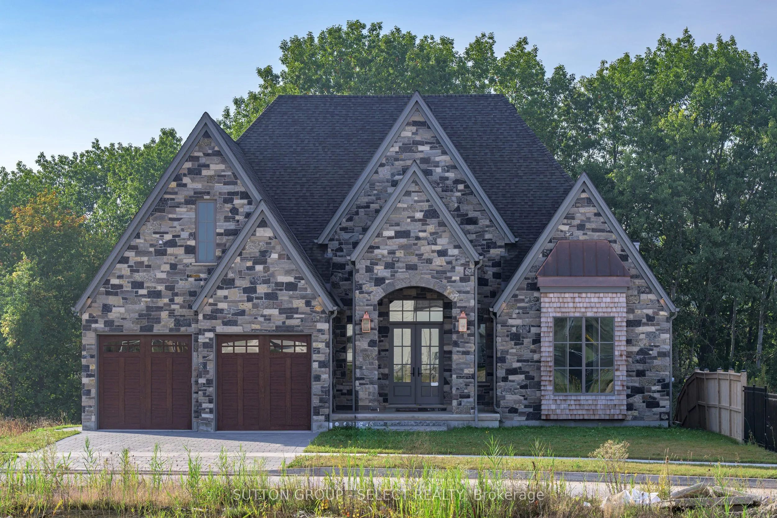 597 Creekview Chase, ON N6G 3X8