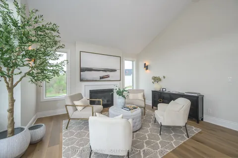 597 Creekview Chase, ON N6G 3X8