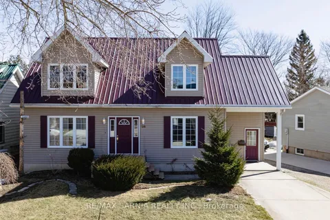 28 Sauble River Road, ON N0M 1T0