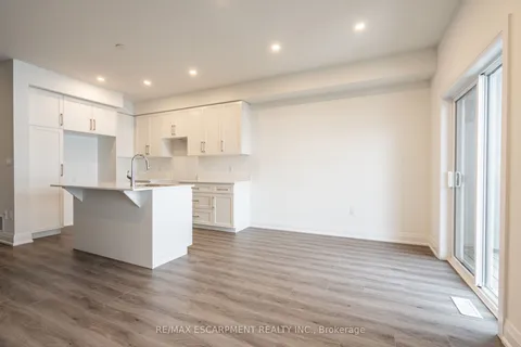 16 CLEAR VALLEY Lane, Hamilton, ON L0R 1W0