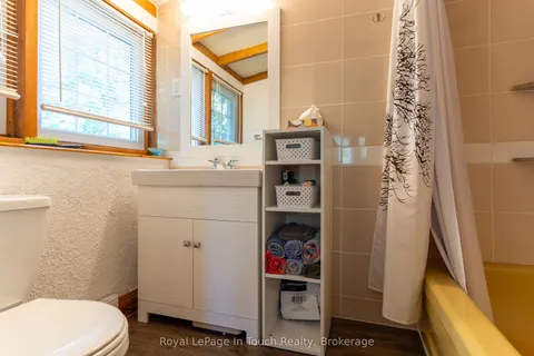 2 Island 860 N/A, Georgian Bay, ON P0E 1E0