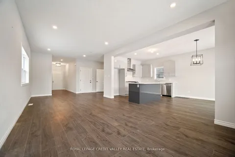 198 Middleton Avenue, ON N6L 0E9