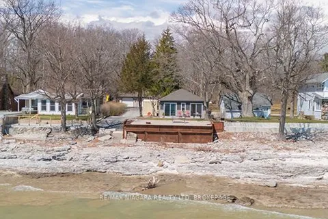 11215 Harbourview Road, Wainfleet, ON L3K 5V4