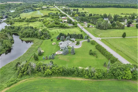 2124 Cty Rd 18 Road, North Grenville, ON K0G 1J0
