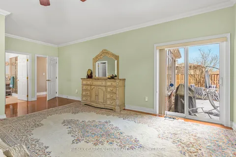 1031 Pelham Road, St. Catharines, ON L2R 6P7