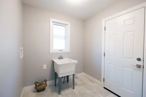 43 Cattail Crescent, Quinte West, ON K8V 0J3