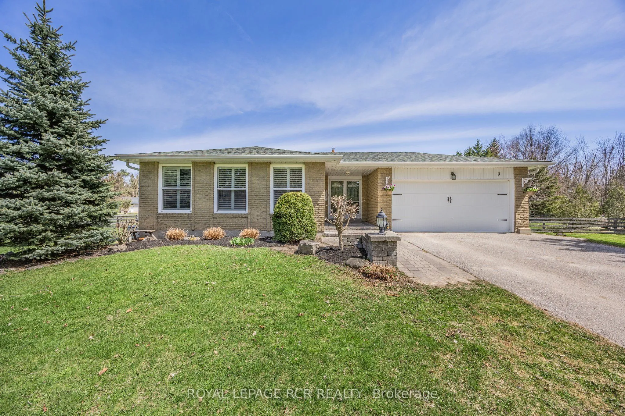 9 Woodland Road, ON L9V 3N6