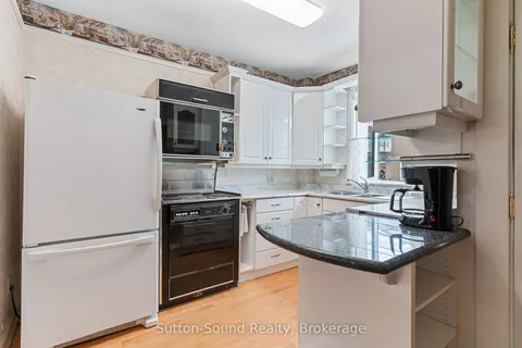 980 3rd Avenue, Owen Sound, ON N4K 4P6