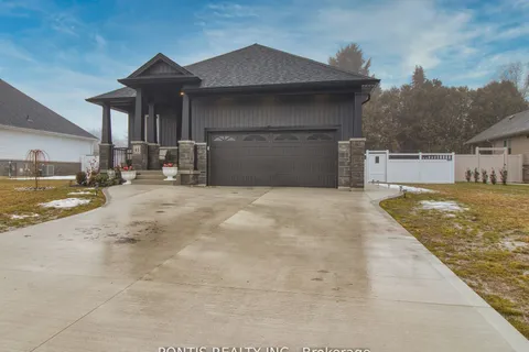 41 Sleepy Meadow Drive, Chatham-Kent, ON N0P 1A0