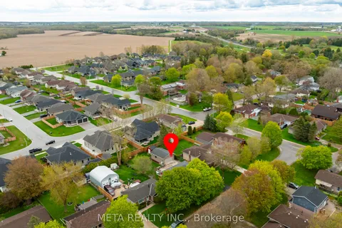 286 Forest Glen Crescent, Wellington North, ON N0G 2L2