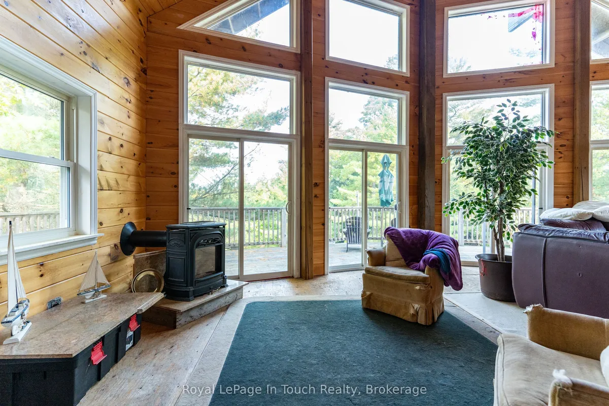 1276 Island 980 N/A, ON P0E 1E0