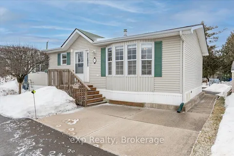 3 Trillium Beach Drive, Puslinch, ON N0B 2J0