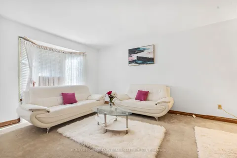 1565 Hastings Drive, ON N5X 3C5