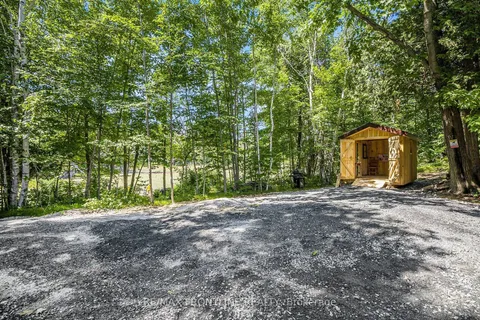 4031 Bolingbroke Road, Tay Valley, ON K0H 2B0