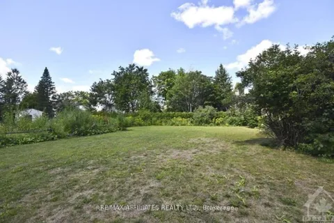 4347 INNES Road, Orleans - Cumberland and Area, ON K1C 1T1