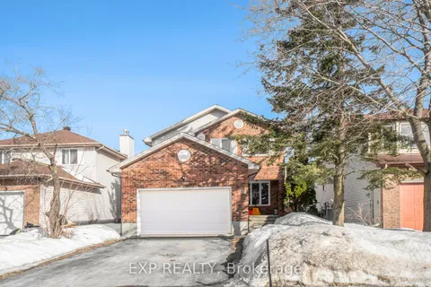 33 Bridle Park Drive, Kanata, ON K2M 2E2
