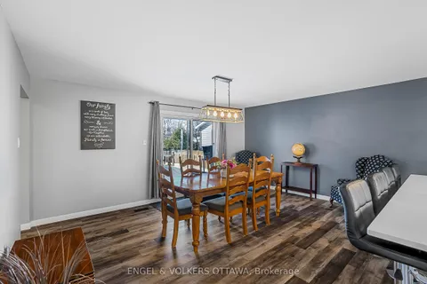1427 Rosebella Avenue, ON K1T 1E5