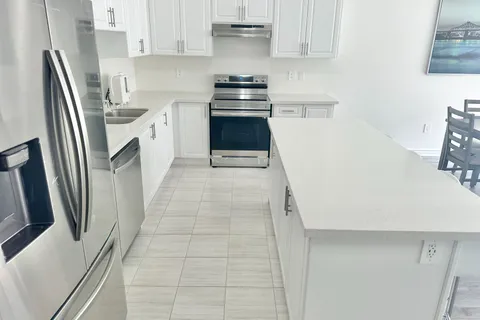 25 Harwood Street, Tillsonburg, ON N4G 0J7