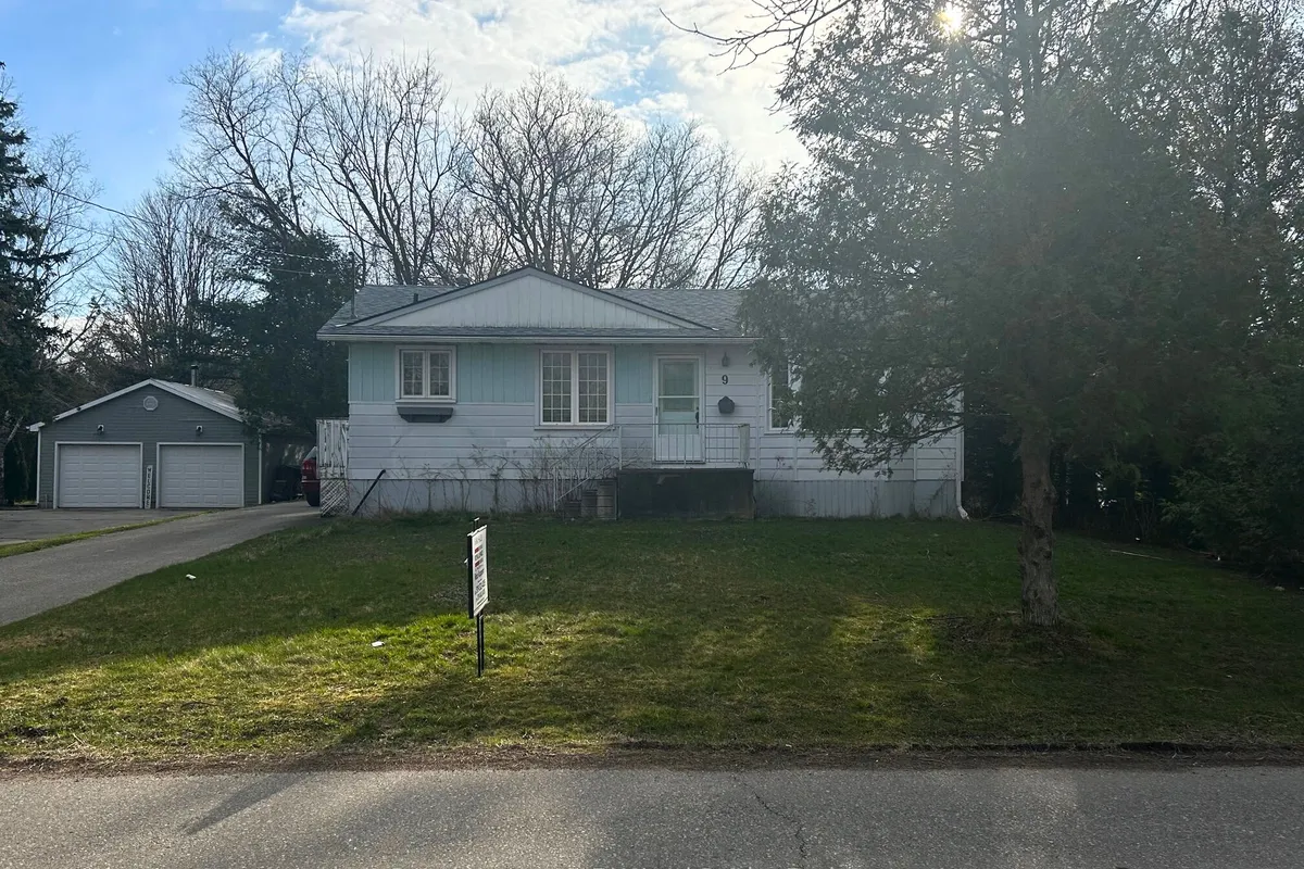 9 Dufferin Street, ON N0J 1P0