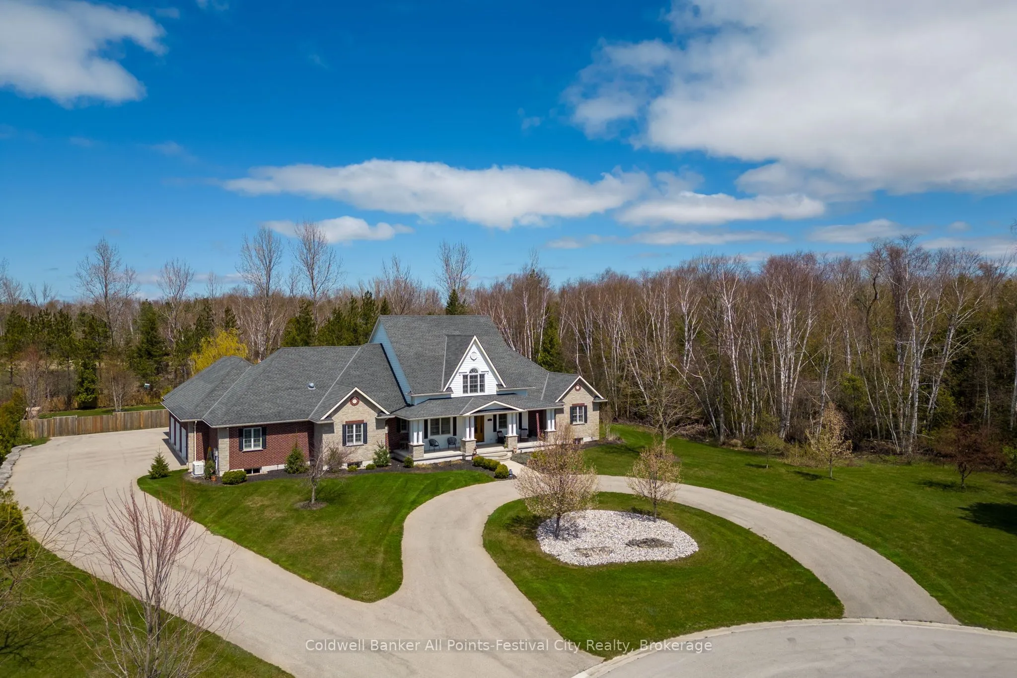 17 Fawn Creek Lane, Bluewater, ON N0M 1G0