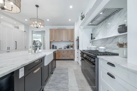 17 Fawn Creek Lane, Bluewater, ON N0M 1G0