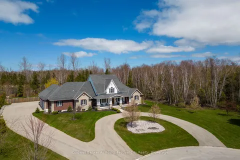 17 Fawn Creek Lane, Bluewater, ON N0M 1G0