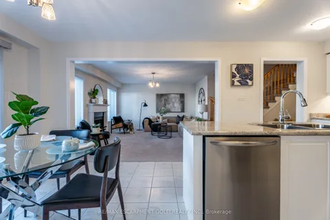 7687 Sycamore Drive, Niagara Falls, ON L2H 0N6