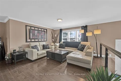 423 George Street, Haldimand, ON N1A 2T8