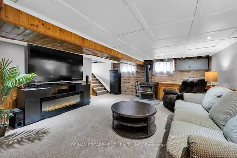 423 George Street, Haldimand, ON N1A 2T8