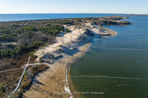 40 Mayne Lane, Prince Edward County, ON K0K 2T0
