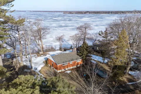 40 Mayne Lane, Prince Edward County, ON K0K 2T0