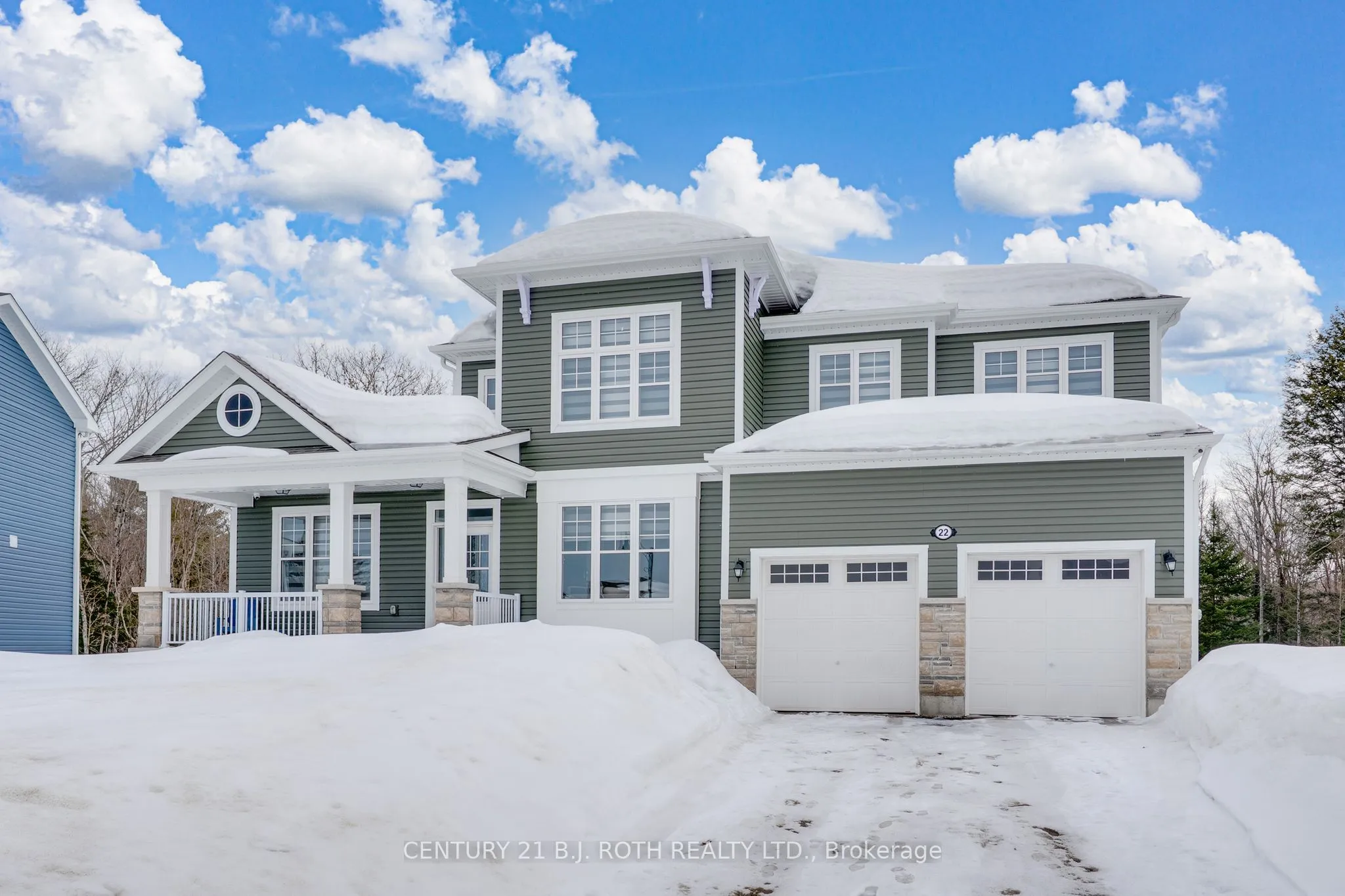 22 Dyer Crescent, ON P1L 0N4
