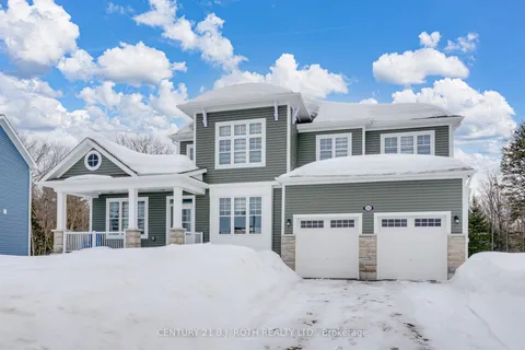 22 Dyer Crescent, ON P1L 0N4
