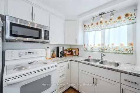 14 Upton Crescent, Guelph, ON N1E 6P2