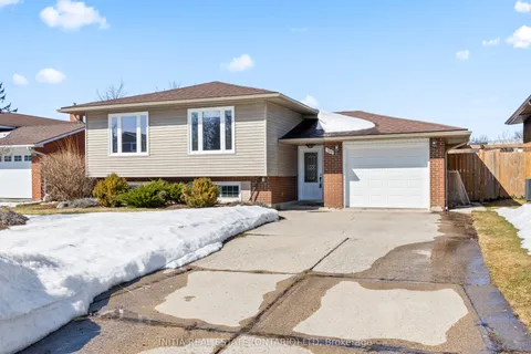 100 Dixon Road, Stratford, ON N5A 6X8