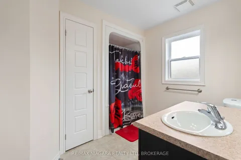 3960 Village Creek Drive, Fort Erie, ON L0S 1S0
