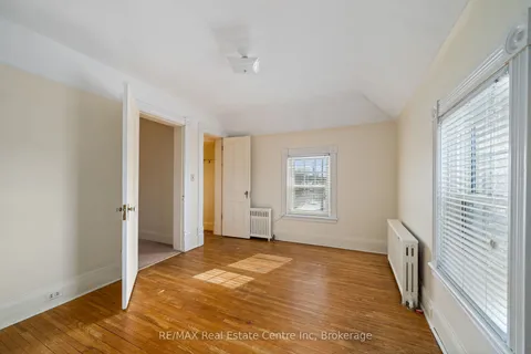 24 Lindsay Street, ON K0M 1N0
