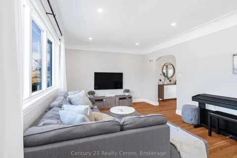 22 Northhaven Road, ON L3C 1X1