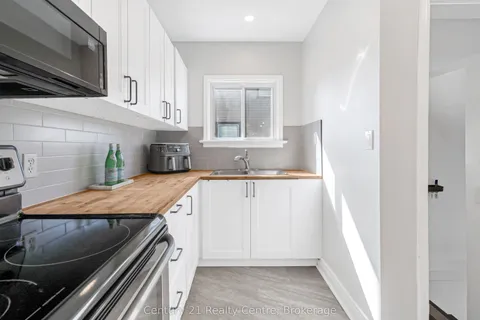 22 Northhaven Road, ON L3C 1X1