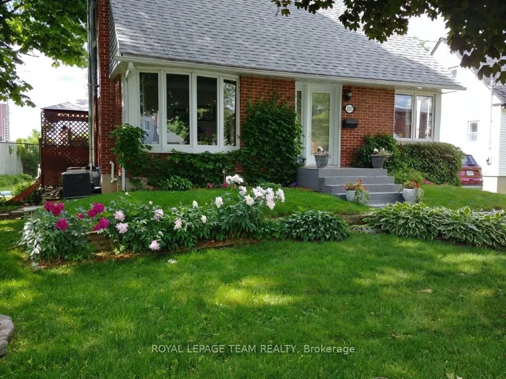 1357 Thames Street, ON K1Z 7N3