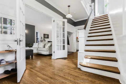 446 9TH Street, Owen Sound, ON N4K 1P3