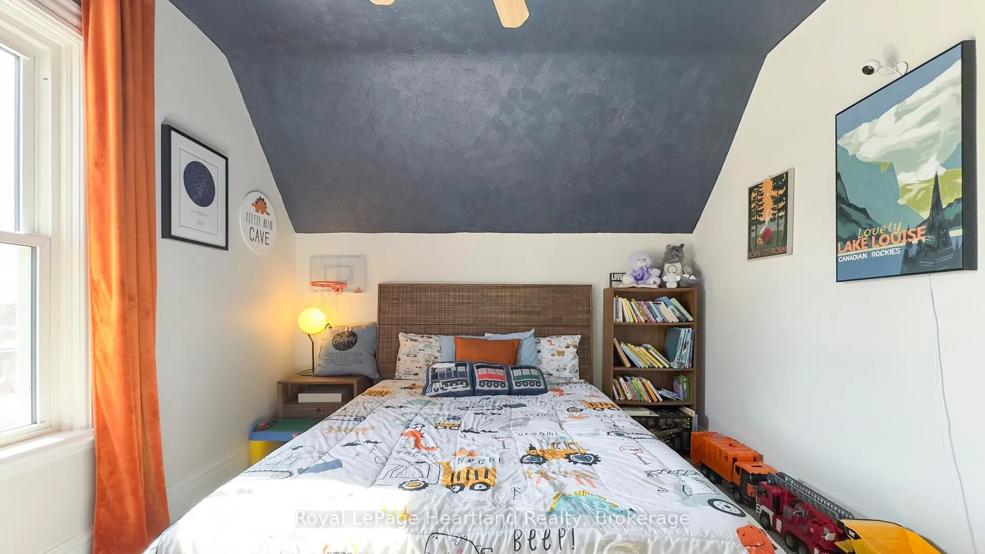 86 OXFORD Street, Bluewater, ON N0M 1X0