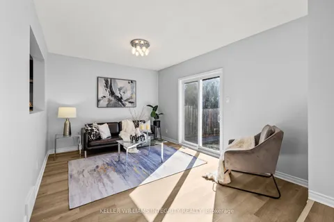11 Willowview Way, Barrhaven, ON K2J 2P7
