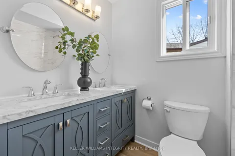 11 Willowview Way, Barrhaven, ON K2J 2P7
