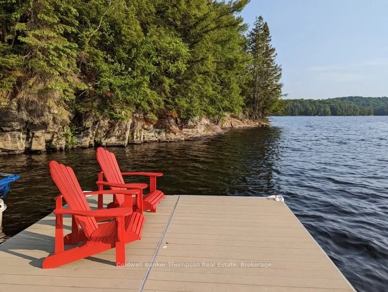215 Ena Drive, Huntsville, ON P1H 2J4